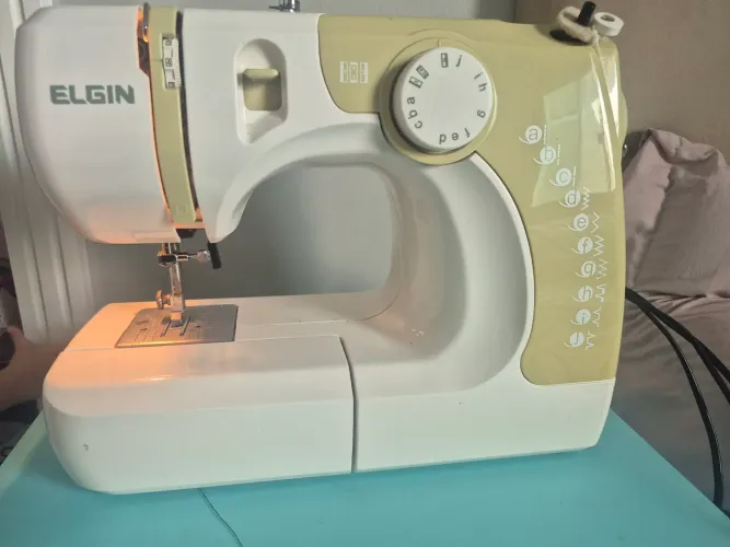 Maquina de costura