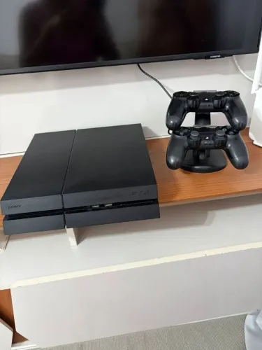 PS4 
