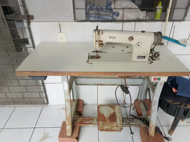 Máquina em perfeito estado de funcionamento