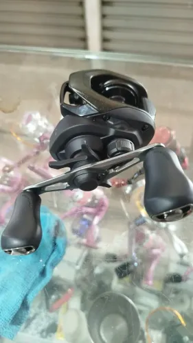 Carretilha Shimano caius151