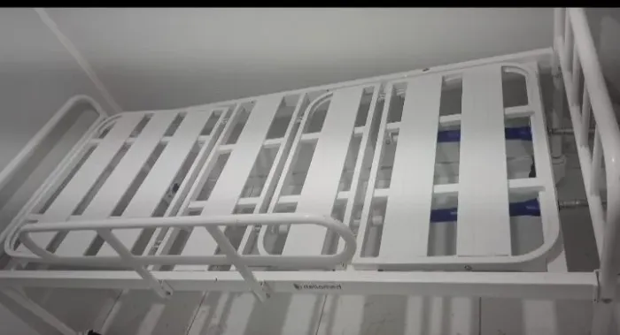 Vendo cama hospitalar , manual zemi nova