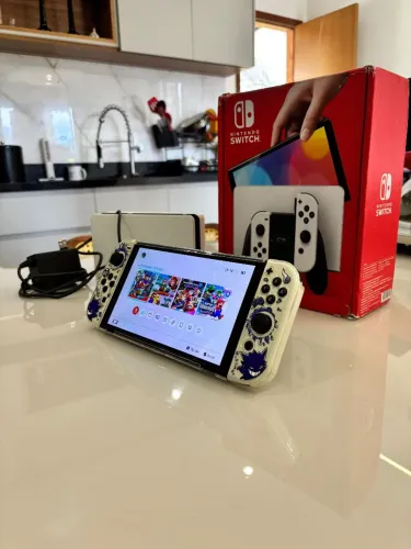 Nintendo switch OLED Desbloqueado