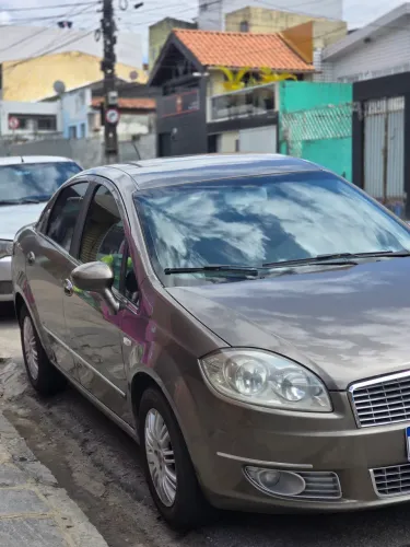 Fiat Linea 1.9/ HLX 1.9/ 1.8 Flex 16V 4P 2010