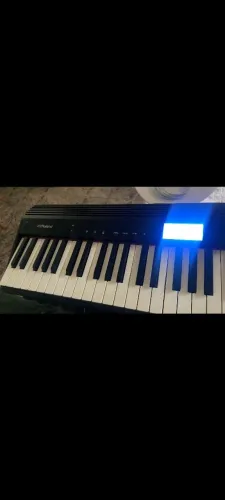Teclado Roland. GO: Piano