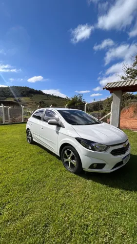 Chevrolet Onix Hatch LTZ 1.4 8V Flex Mec. 4P 2018