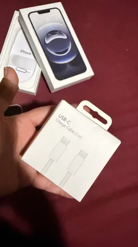 iPhone 16e - branco