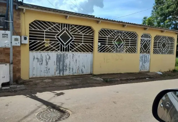 Vendo casa no satélite