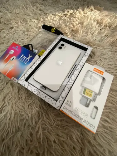 iPhone 11 64gb branco