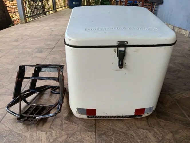 Baú 120 litros fibra de vidro motoprático 