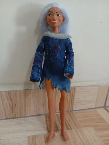 Boneca Raya e o último Dragão Disney Hasbro .