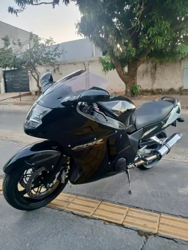 Honda CBR1100XX Super Black Bird