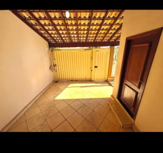 CASA A VENDA NO ANIL