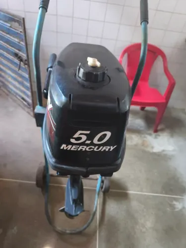 Motor de Popa Mercury 5 Hp Semi-novo Preço R$ 4.500,00