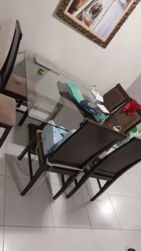 Mesa de 6 cadeiras