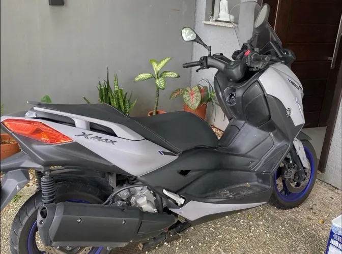 Xmax em perfeito estado