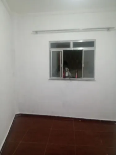 Alugo kitnet no bairro Linhares