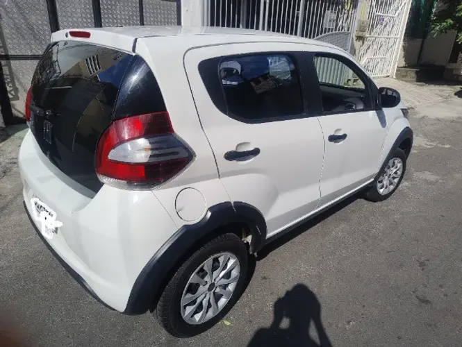 Fiat Mobi Like 1.0 Fire Flex 5P. 2024