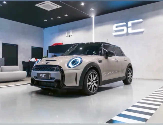 Mini Cooper S 2.0 Turbo 16V 5P Aut. 2024