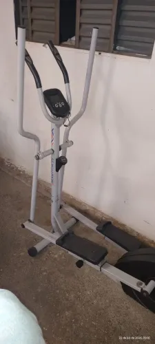 Aparelho ginástica Eleptico