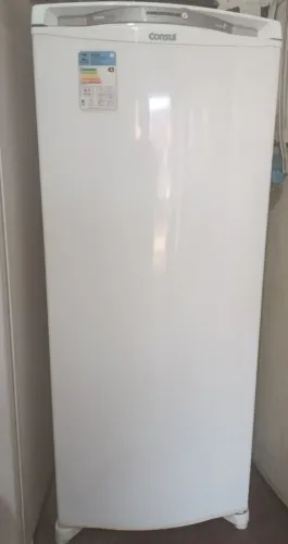 ? GELADEIRA CONSUL FACILITE FROST FREE ? 300L<br> <br>? R$ 1.500 À VISTA ? excelente preço!