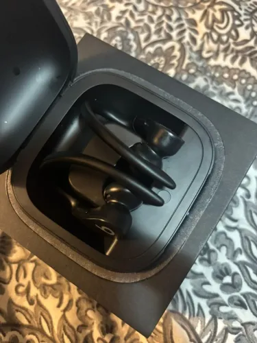 Powerbeats Pro - Headphone (Sweat and Water Resistante)