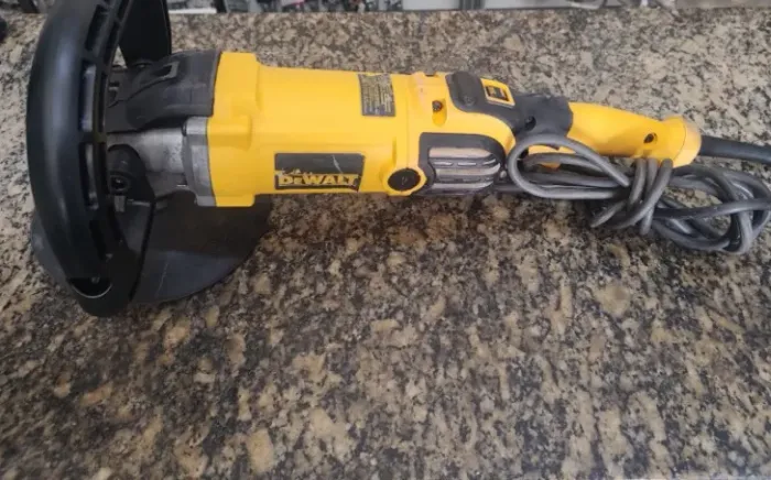 VENDO POLITRIZ DEWALT DWP849X 110V