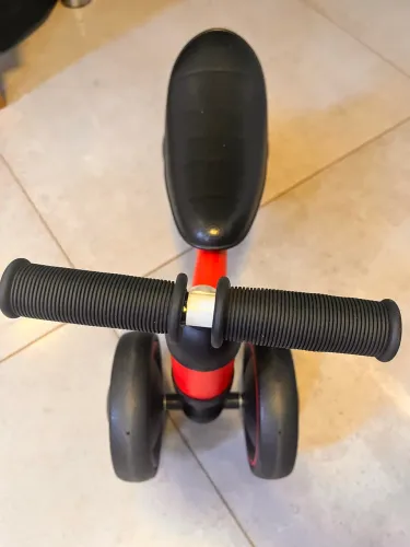 Bicicleta de equilíbrio Buba