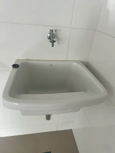 Tanque de porcelana