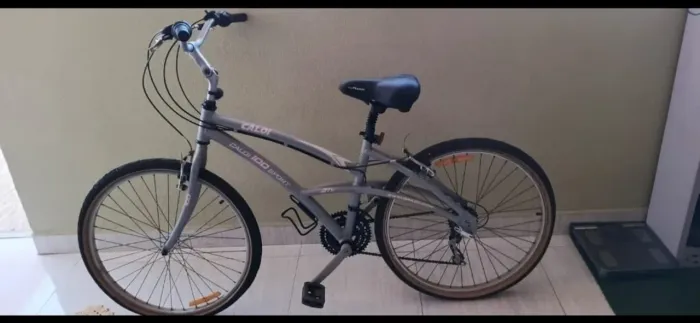 Bicicleta Caloi aro 26 com 21 marchas