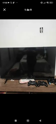 Vendo Tv smart $43 polegadas meses de uso apenas. Somente dinheiro ou Pix