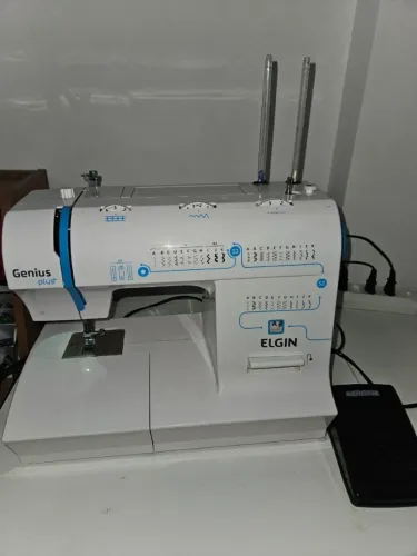 Máquina de Costura Elgin Genius Plus+ USADA