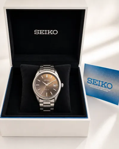 relógio Seiko Titanium à quartzo