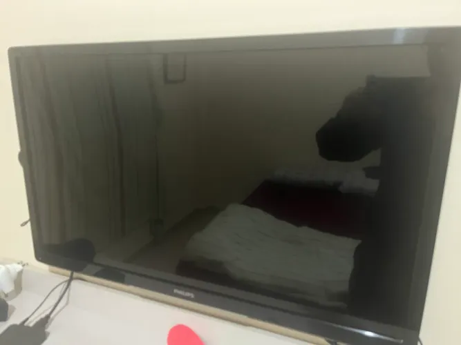 Vendo TV Phillips 32 Polegadas