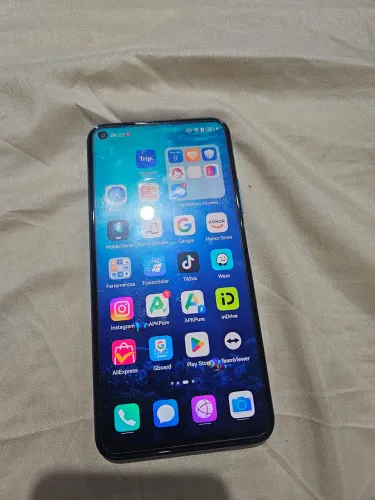 Honor 20 pro 128gb 8 ram harmonyOS 4