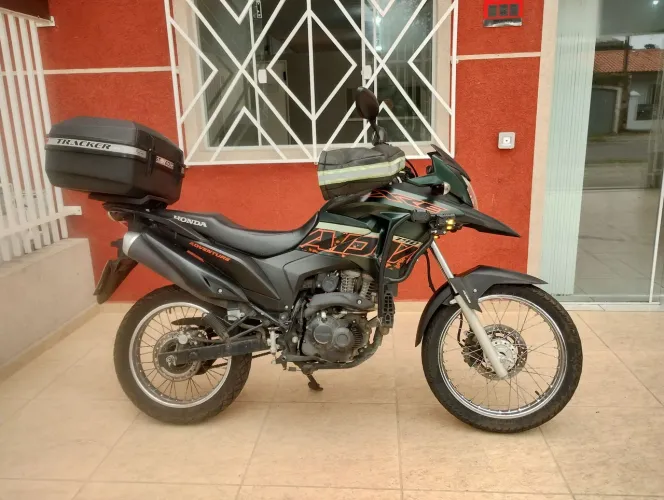 Vendo moto XRE 190