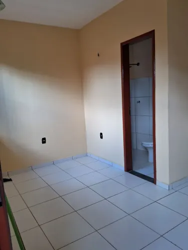 Algam-se Kitnetes com excelente localização João Paulo 650,00