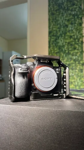 A7iii - (corpo) + Cage Smallring