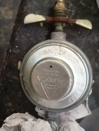 Vende-se mangueira gás