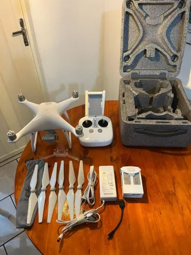 Drone Phantom 4 