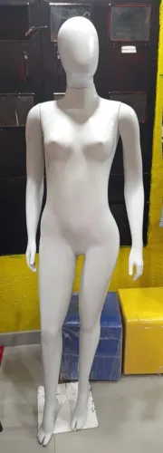 Manequim feminino de fibra de plástico praticamente novo