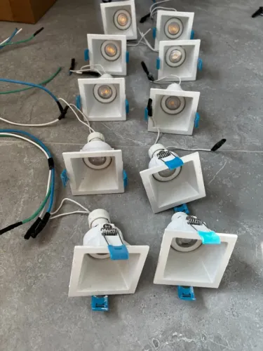SPOT QUADRADO MR 11 COM LÂMPADA 3,5W 3000K