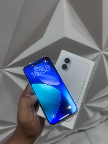 iPhone 16 - 128gb Branco
