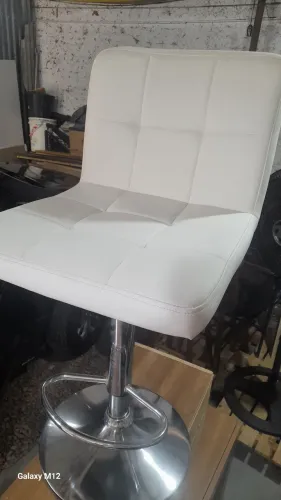 3 unidades  banqueta alta 