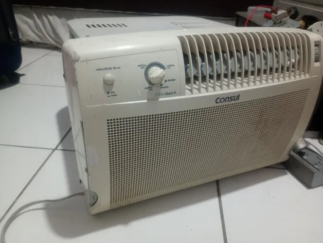 Ar condicionado Consul classe A 7.500 BTUs valor 750 reais