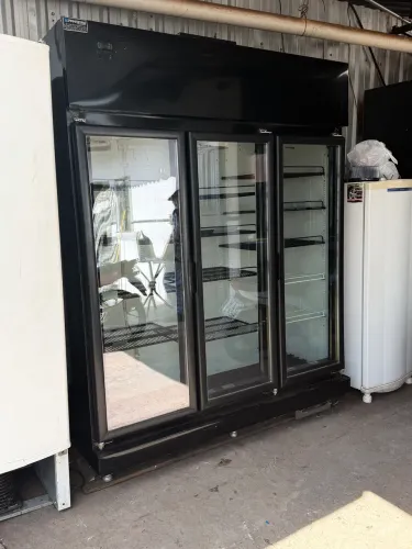 Vendo geladeira cervejeira 
