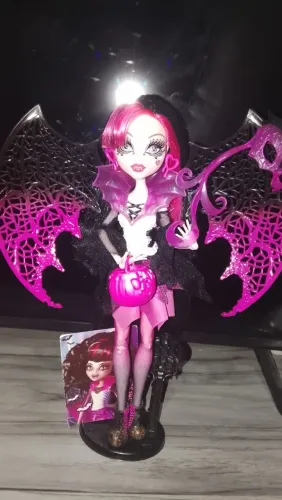 Monster high Draculaura ghouls rules