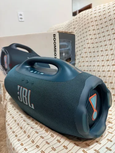 JBL Boombox 4