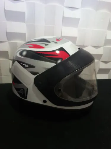 CAPACETE SAMARINO