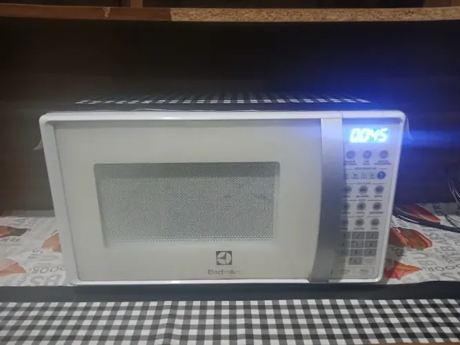 MICROONDAS ELECTROLUX FUNCIONANDO PERFEITAMENTE