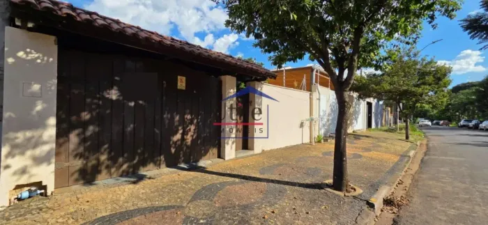 CASA TÉRREA PARA VENDA EM VALINHOS - JD SANTANA